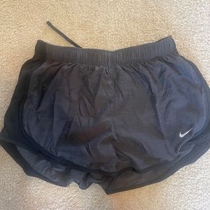 like new Nike Women's Tempo Dri-fit shorts, size M